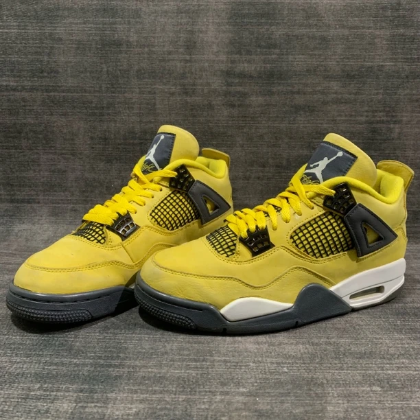 42.5码/AJ4 Retro Tour Yellow 电母 九九新 鞋垫标签在 篮球鞋