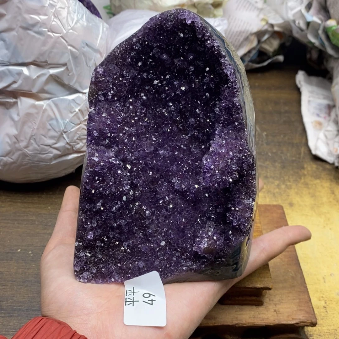 紫晶乌拉圭未镶嵌