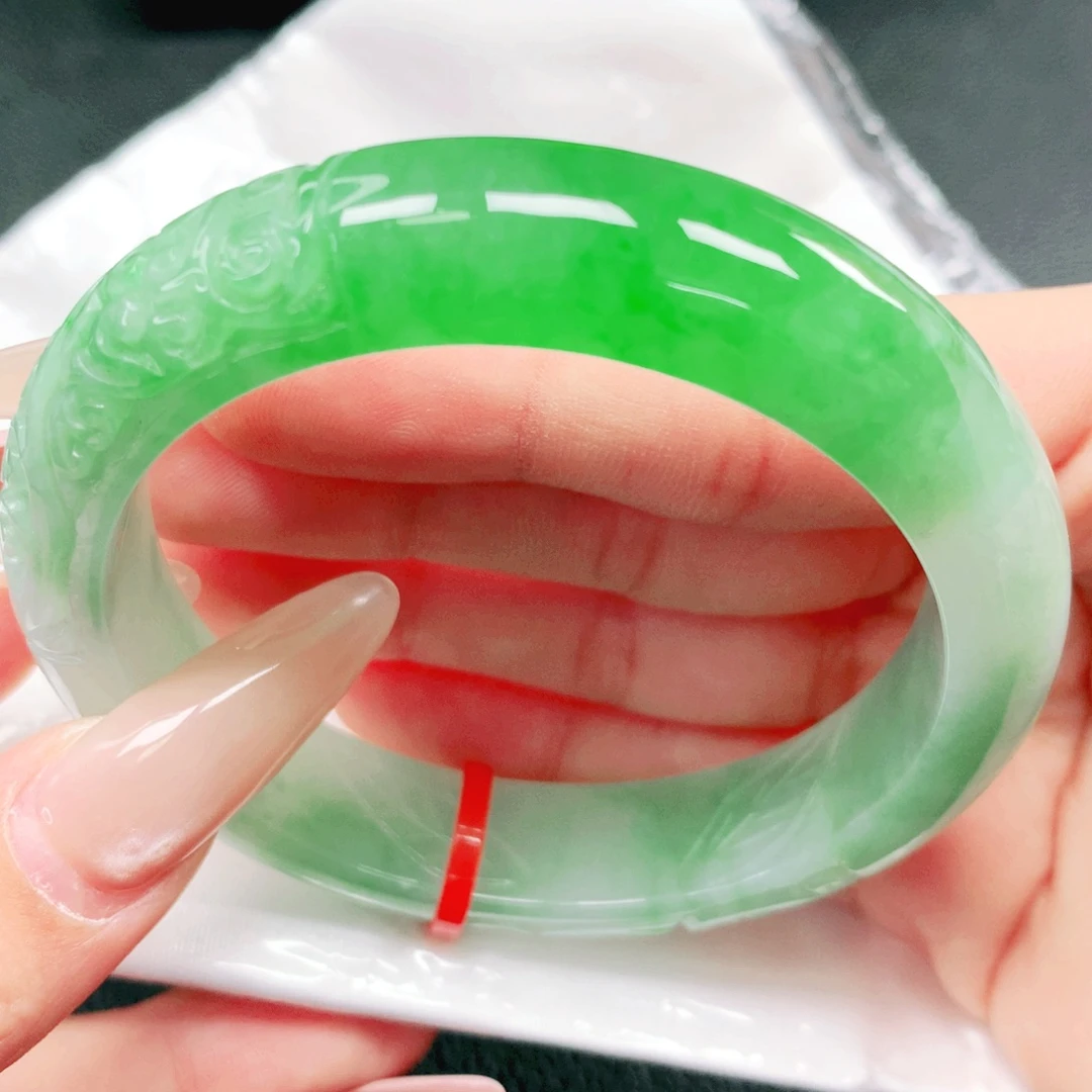 翡翠未镶嵌手镯57
