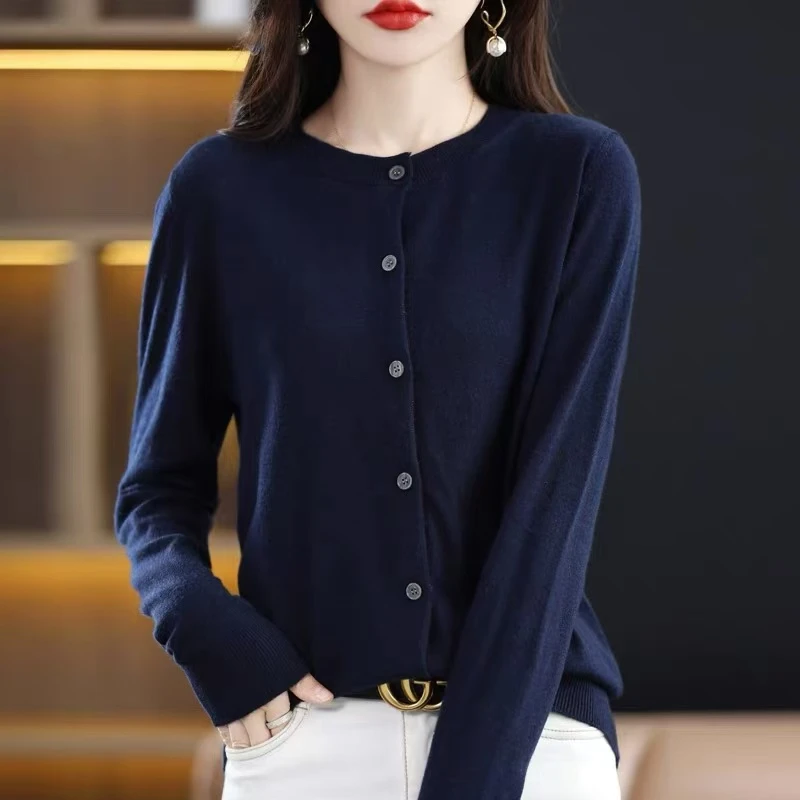超柔软圆领开衫！春秋新款时尚系扣百搭宽松针织衫外套上衣