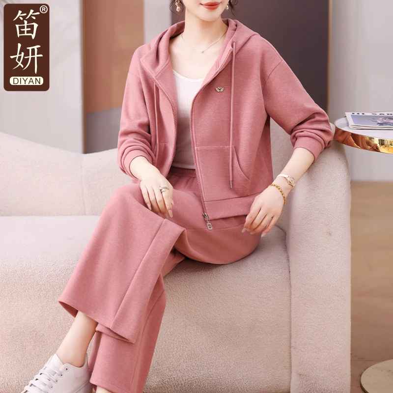 中年妈妈五十多岁洋气套装早秋中老年春秋款外套女阔太太高贵上衣