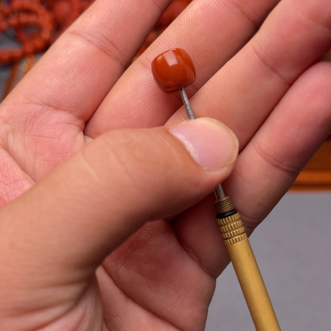 南红玛瑙配饰未镶嵌