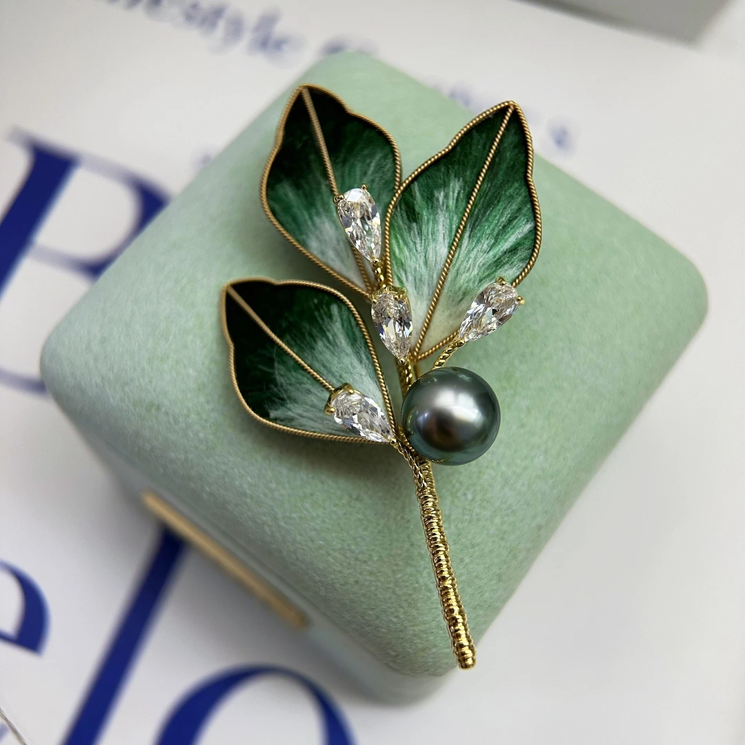 海水珍珠胸针 大溪地胸针 国风孔雀绿 高品质胸针 叶子胸针