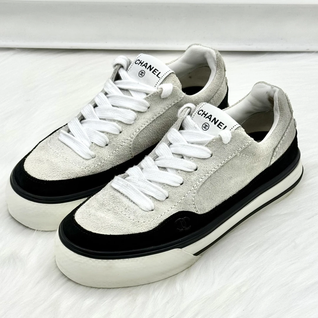 95新 Chanel/香奈儿 经典黑白拼色熊猫板鞋 37码 公价1.2w cd088