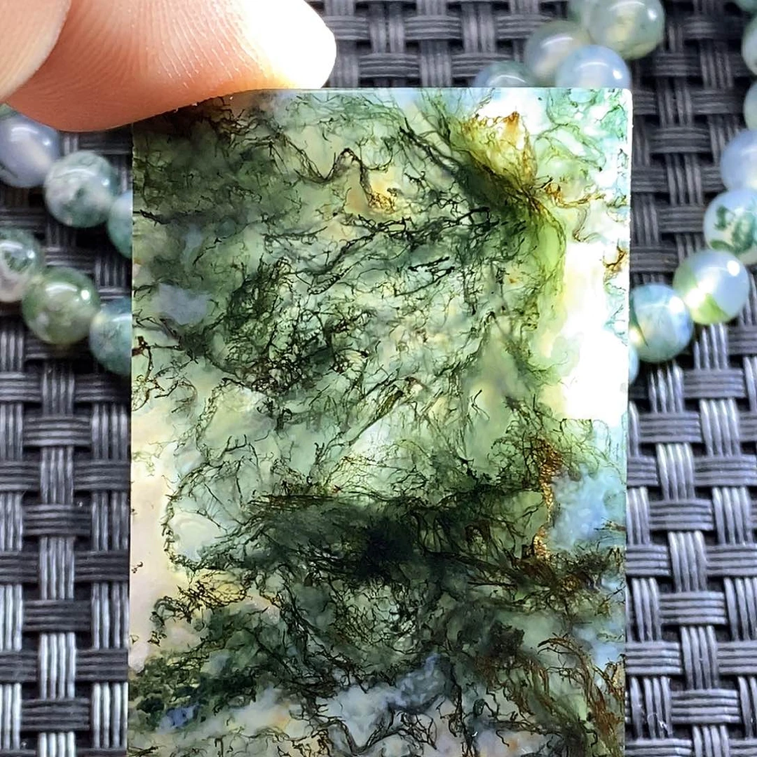 未镶嵌颈饰玛瑙/玉髓从***。