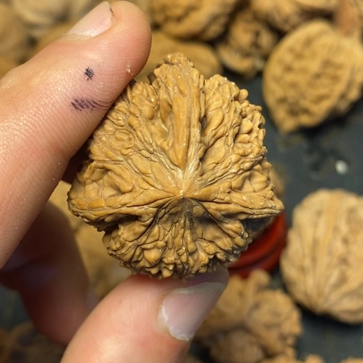 森***1文玩核桃吊坠文玩核桃异形单只
