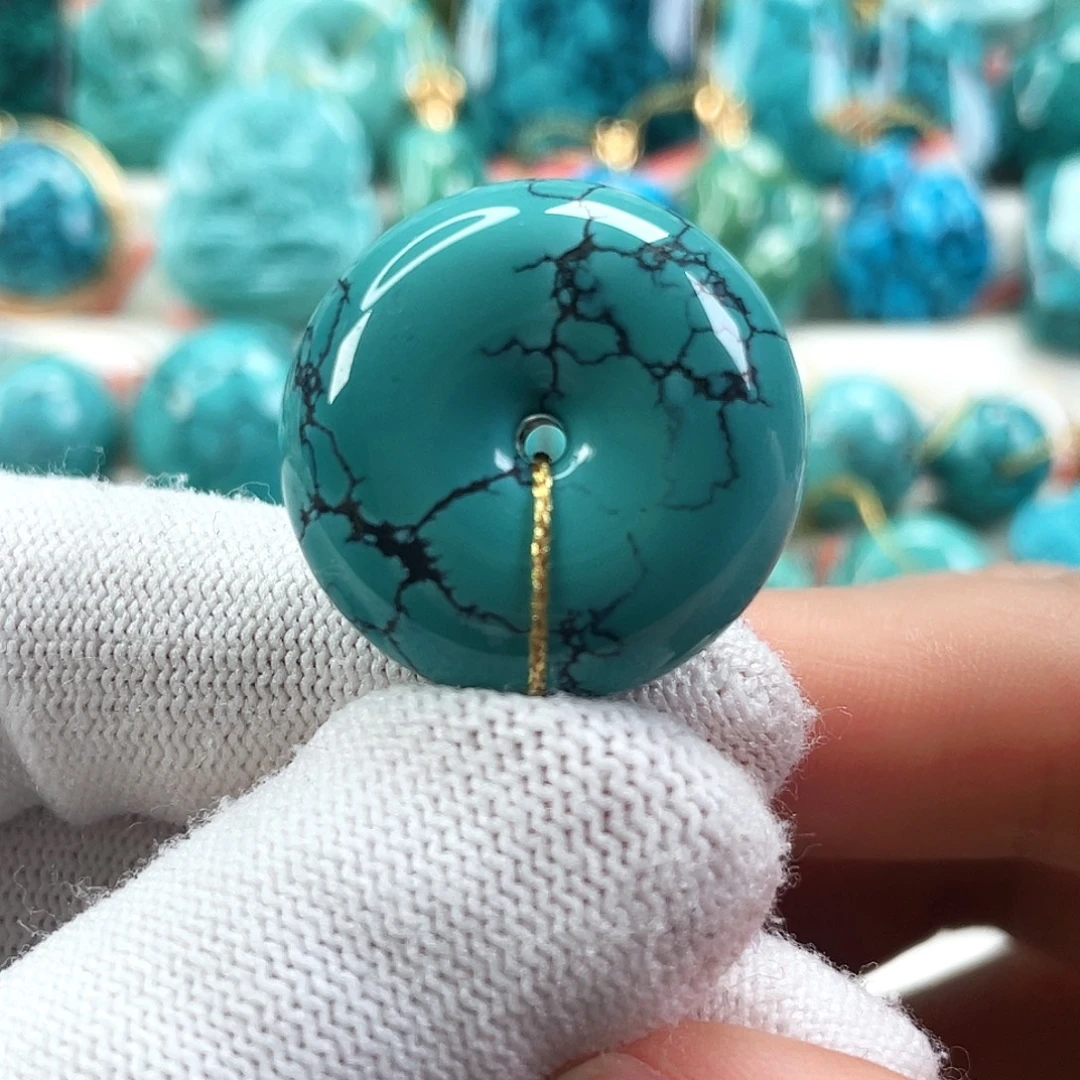 绿松石未镶嵌车挂