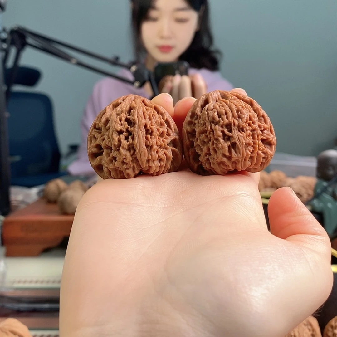 吊坠文玩核桃三角疆