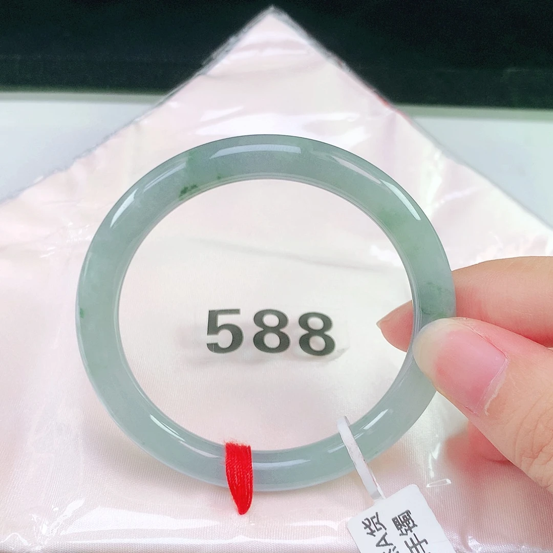 未镶嵌手镯（圆镯）翡翠54.2