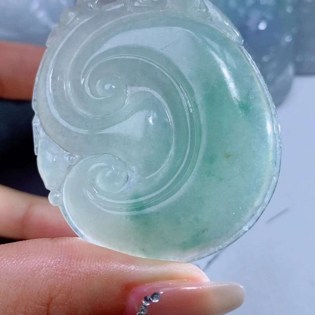 定制翡翠吊坠未镶嵌