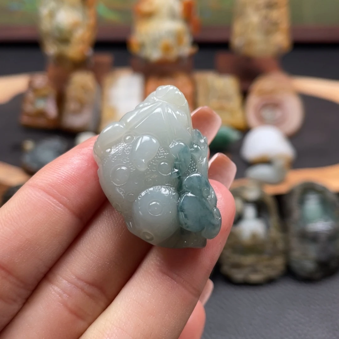 定制翡翠未镶嵌翡翠