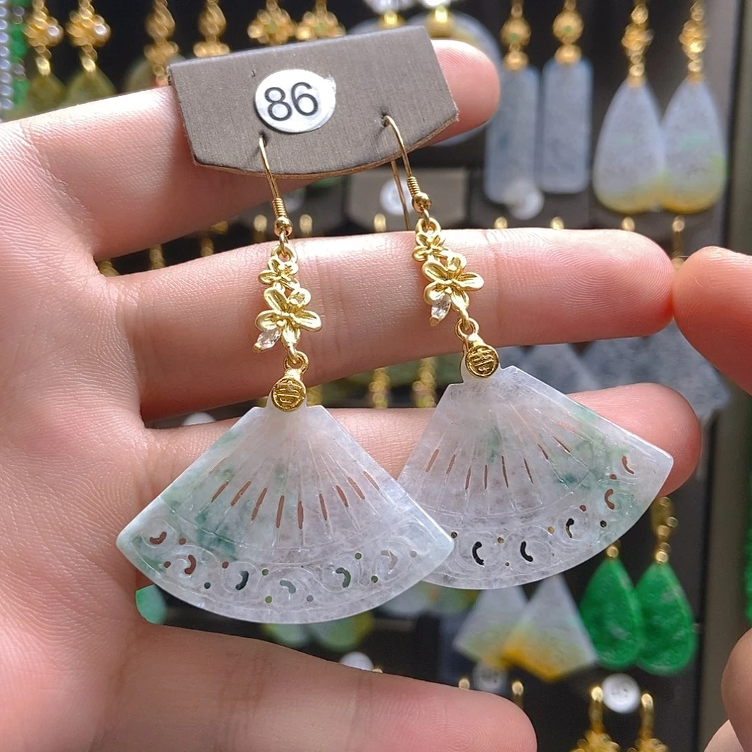 翡翠未镶嵌耳饰翡翠