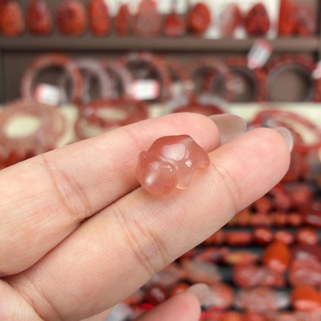 南红玛瑙未镶嵌颈饰通孔猫夹子