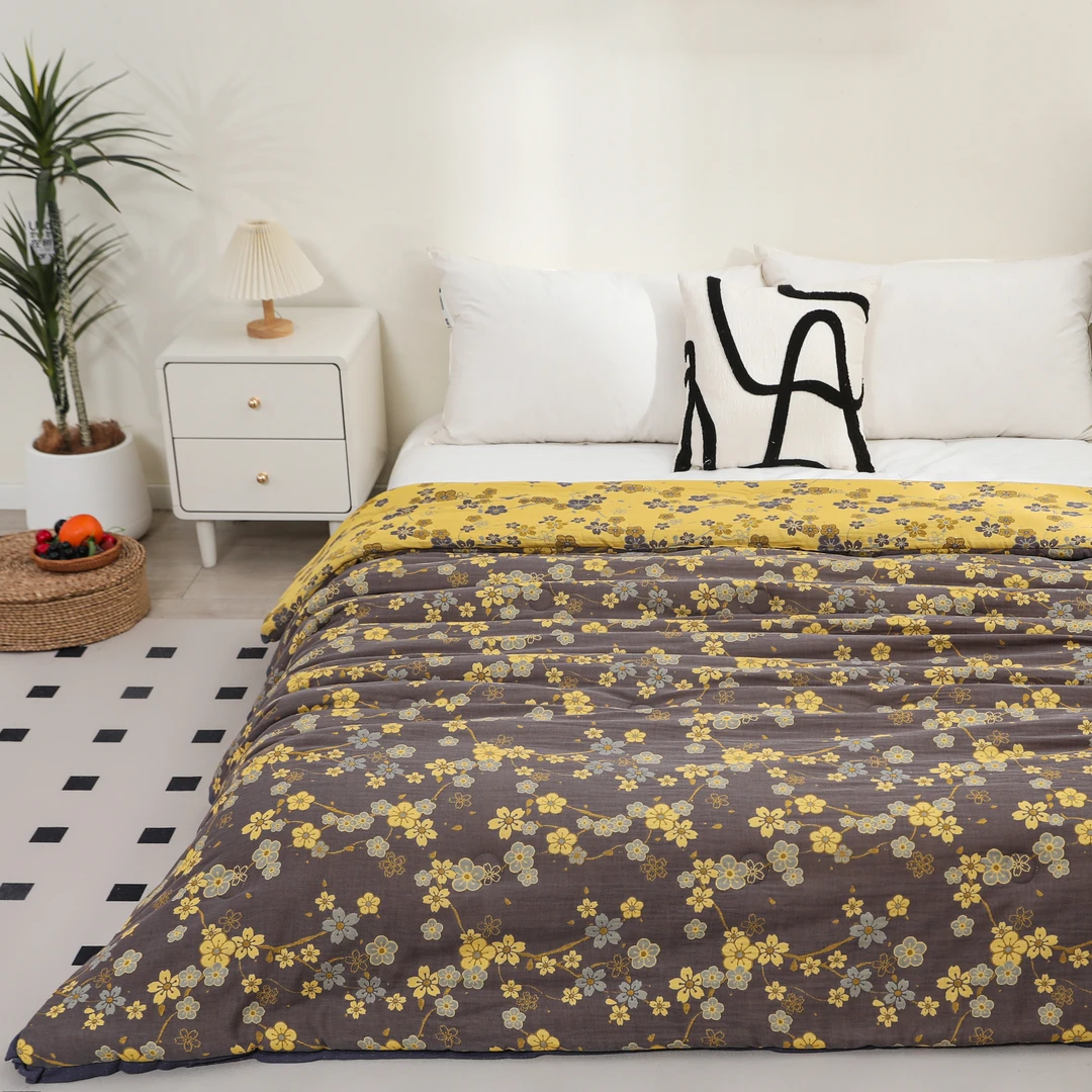 【黑金梅花】高端加厚200*230cm 纯棉双层纱柔软可机洗秋冬驼 绒被