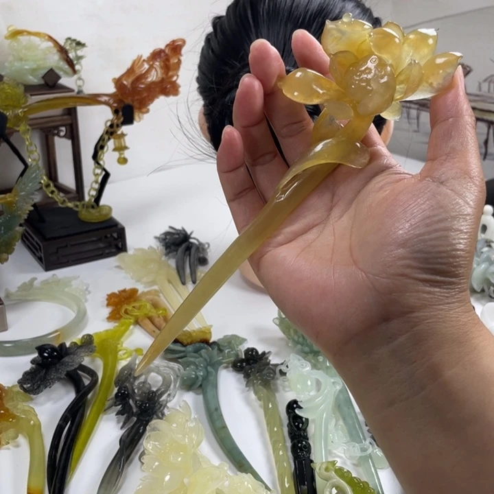 岫玉未镶嵌发饰忘*岫玉荷花发簪