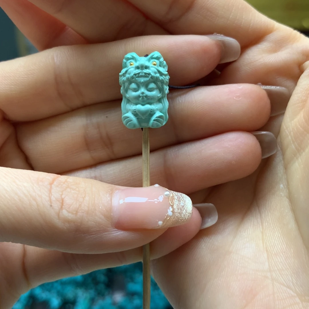 绿松石配饰未镶嵌