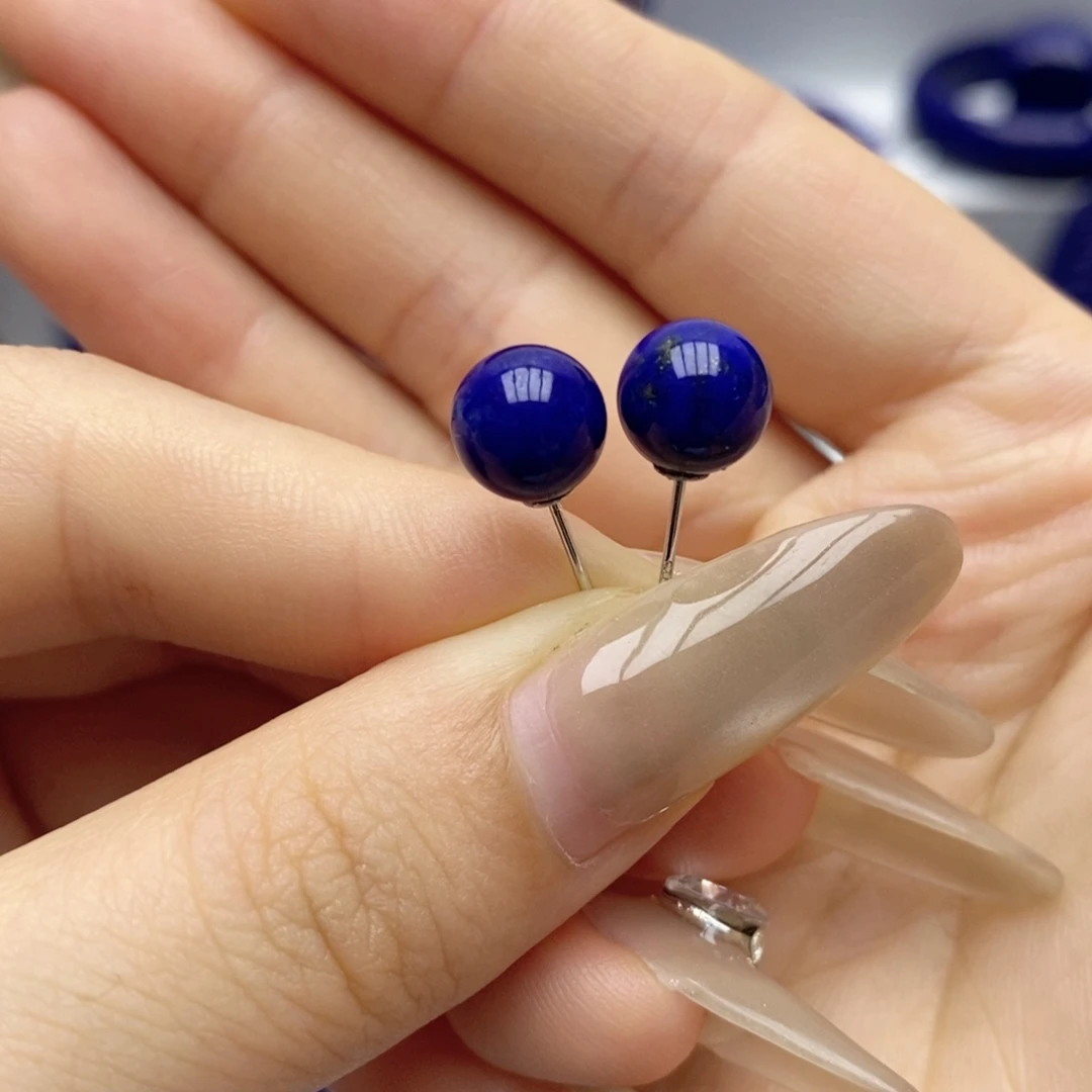 青金石未镶嵌耳饰