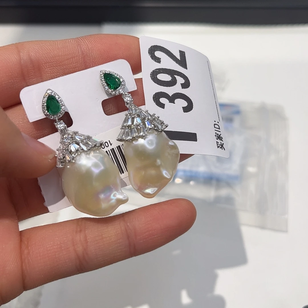 合金淡水珍珠耳饰
