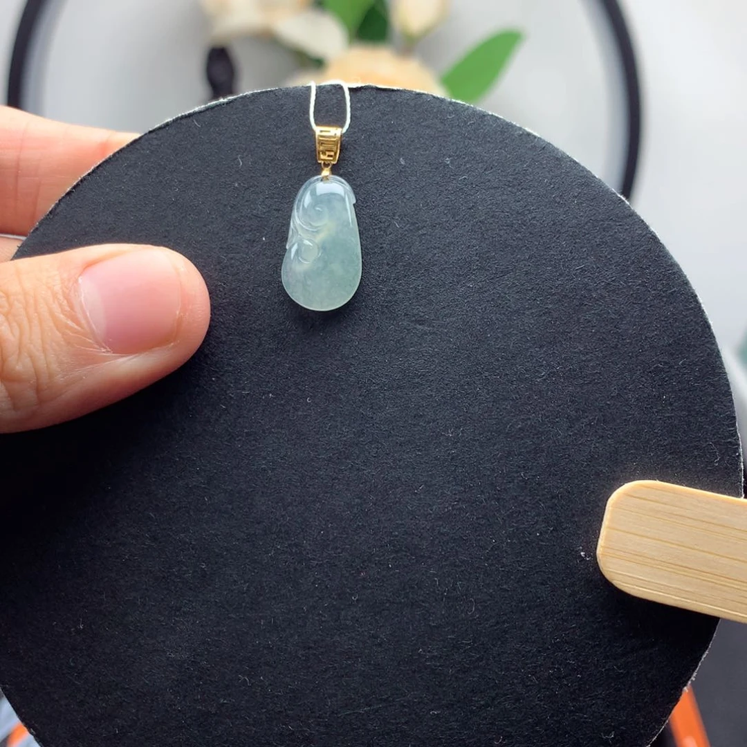 颈饰未镶嵌翡翠天然翡翠A货