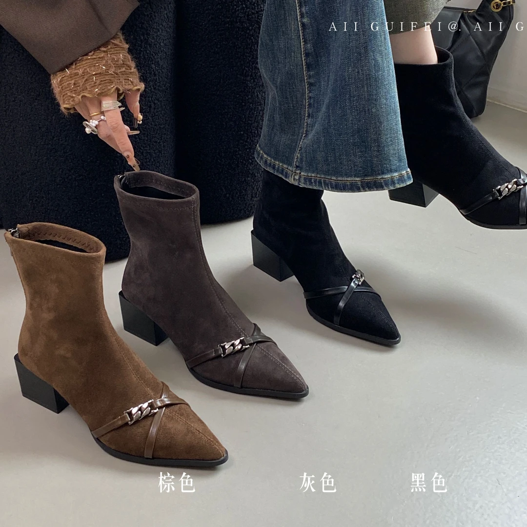 法式气质尖头绒面粗跟瘦瘦靴女秋冬新款时尚百搭短筒靴韩版高跟鞋