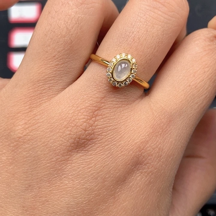 翡翠未镶嵌戒指戒指