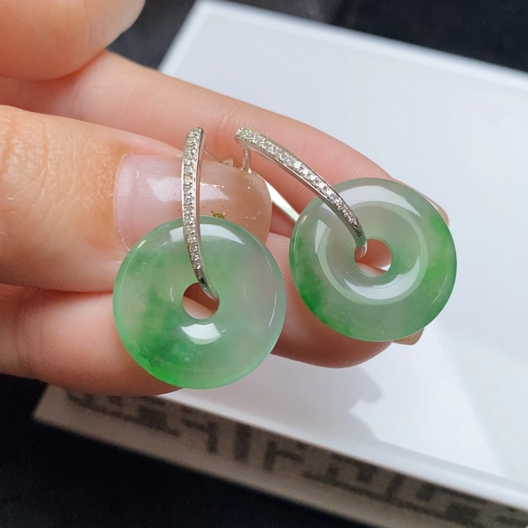 翡翠18K金镶嵌耳饰甜甜圈