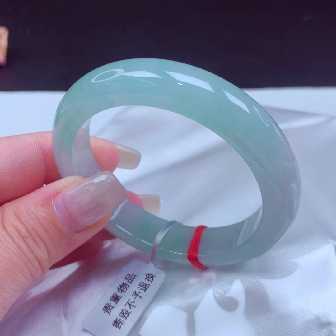 翡翠手镯未镶嵌手镯88