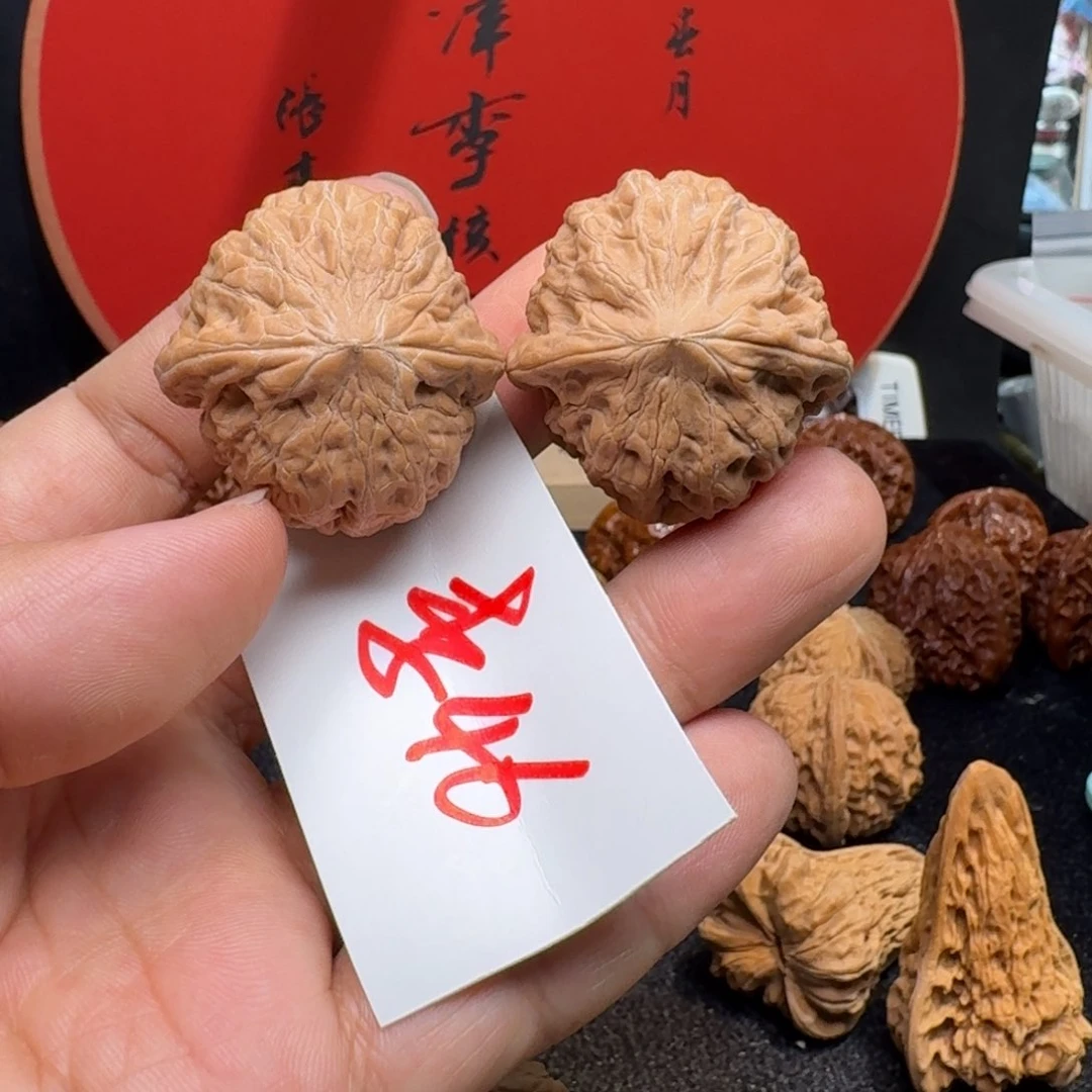 文玩核桃把件站***?36铁锤妹妹