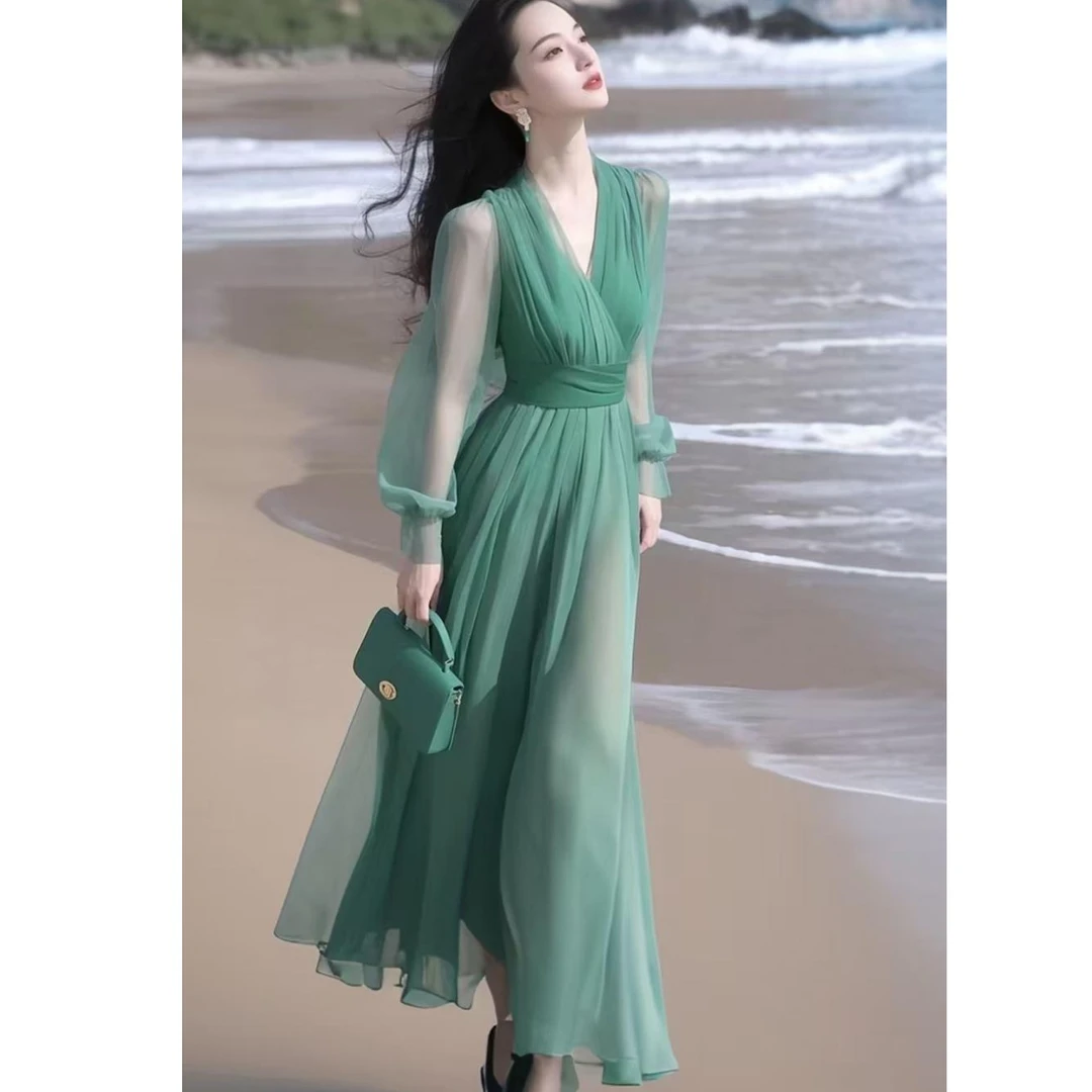 绿色雪纺连衣裙春季风情万种女神范气质高级感沙滩海边度假温柔风