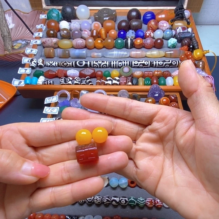 未***片未镶嵌颈饰玛瑙/玉髓