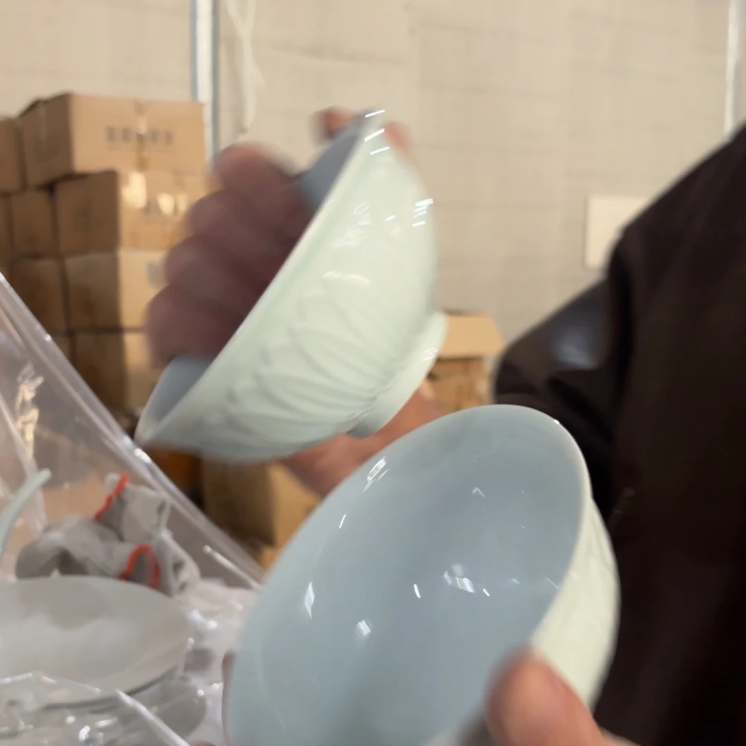 5英寸影青莲花米饭碗2只微瑕