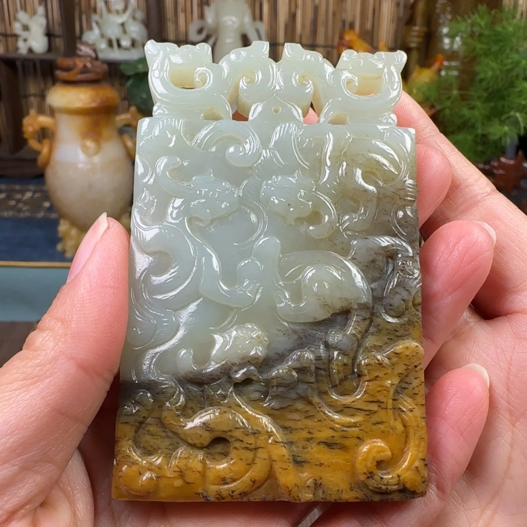 光***佬和田玉（糖玉）未镶嵌挂件