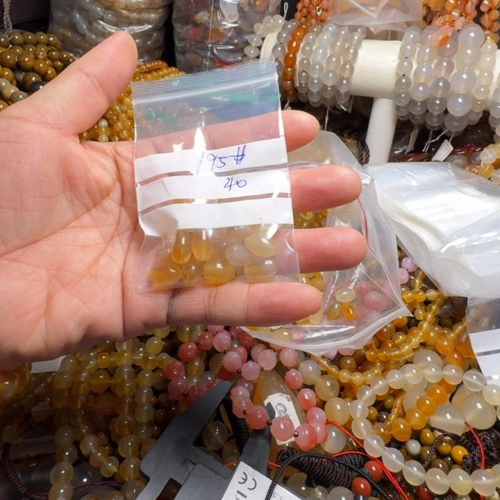 玛瑙/玉髓颈饰未镶嵌李****。195