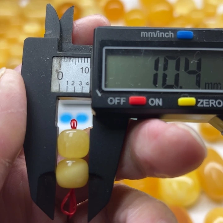 琥珀（矿物珀）未镶嵌裸石