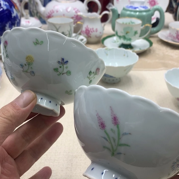 瓷片这首单曲的歌很