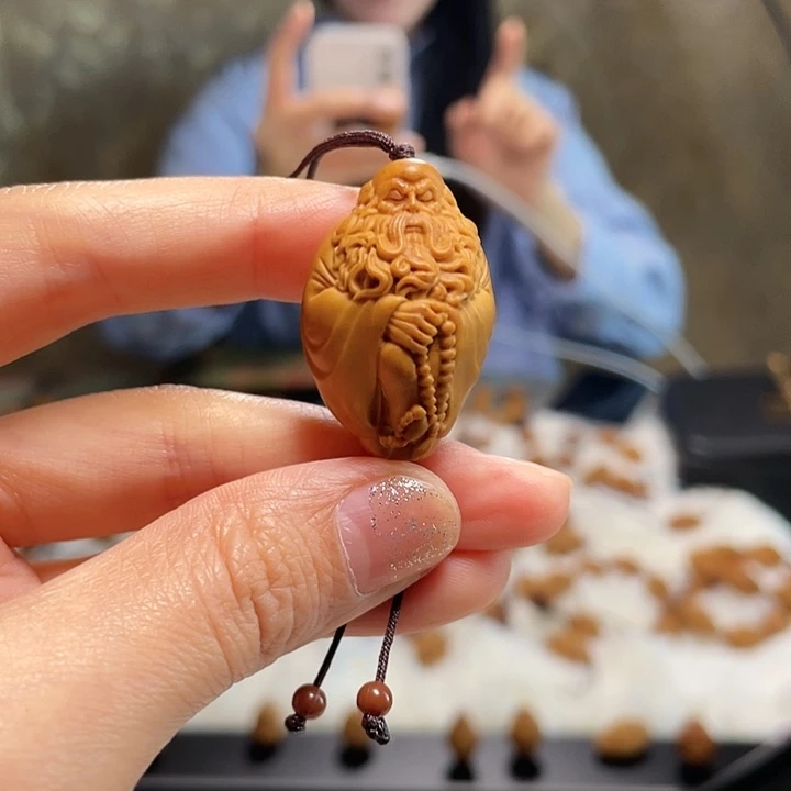 橄榄核吊坠橄榄核