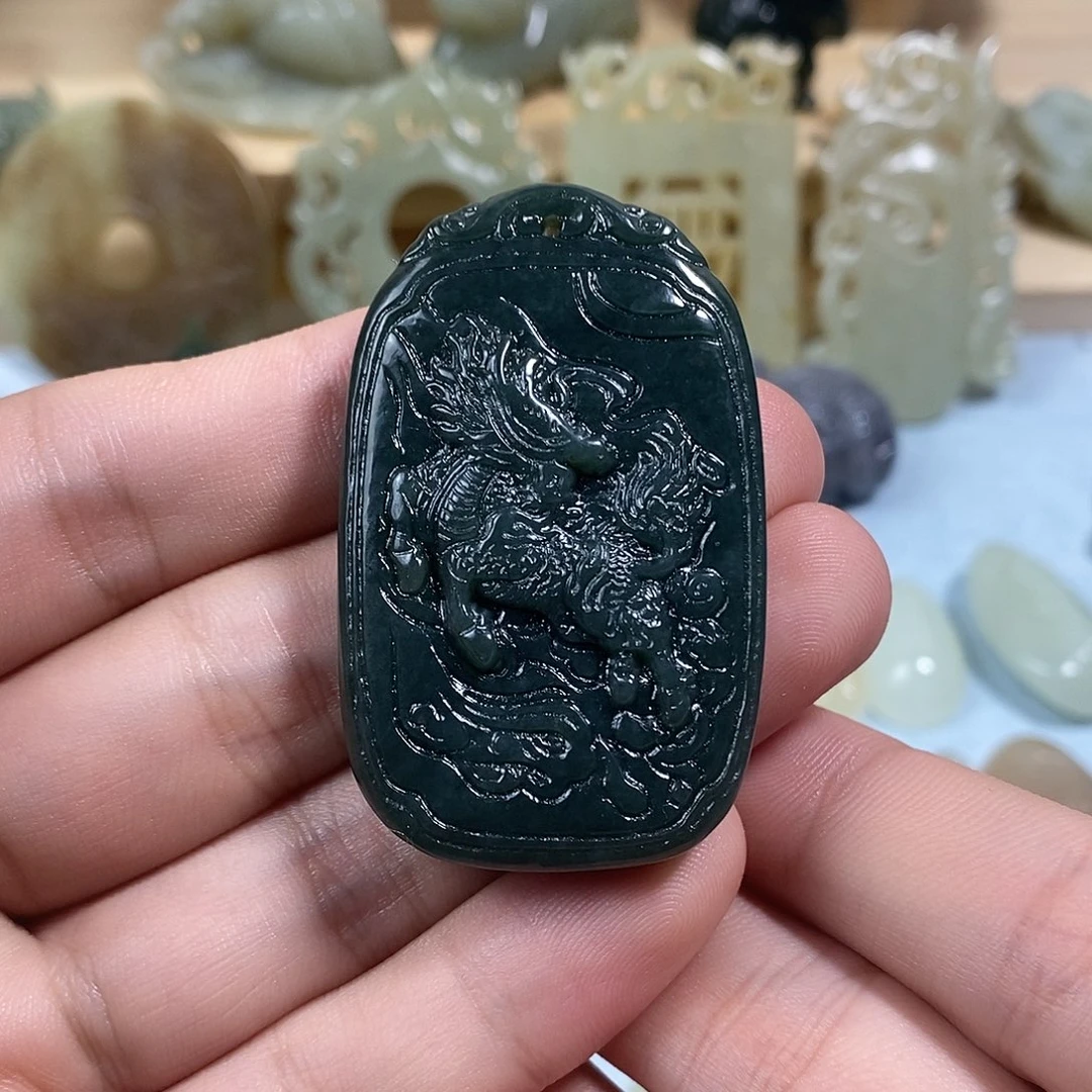 和田玉未镶嵌挂件