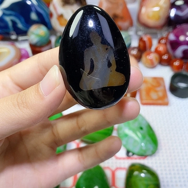 疯***怨玛瑙/玉髓未镶嵌珠宝奇石