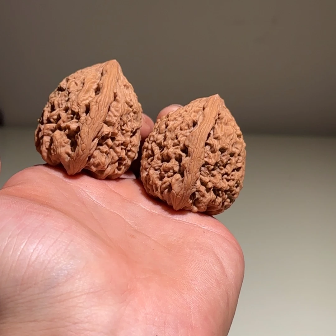 核桃42溜肩膀南疆石