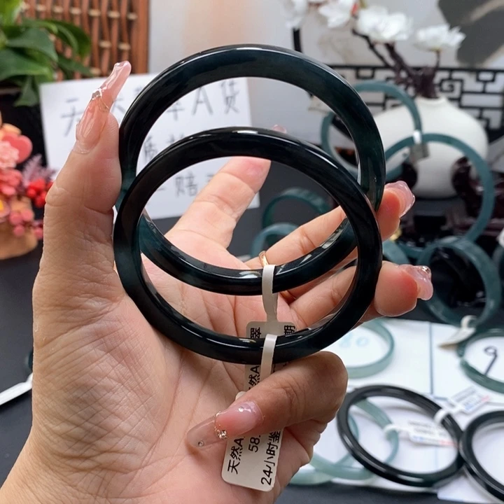 翡翠手镯未镶嵌稳***福58尺寸