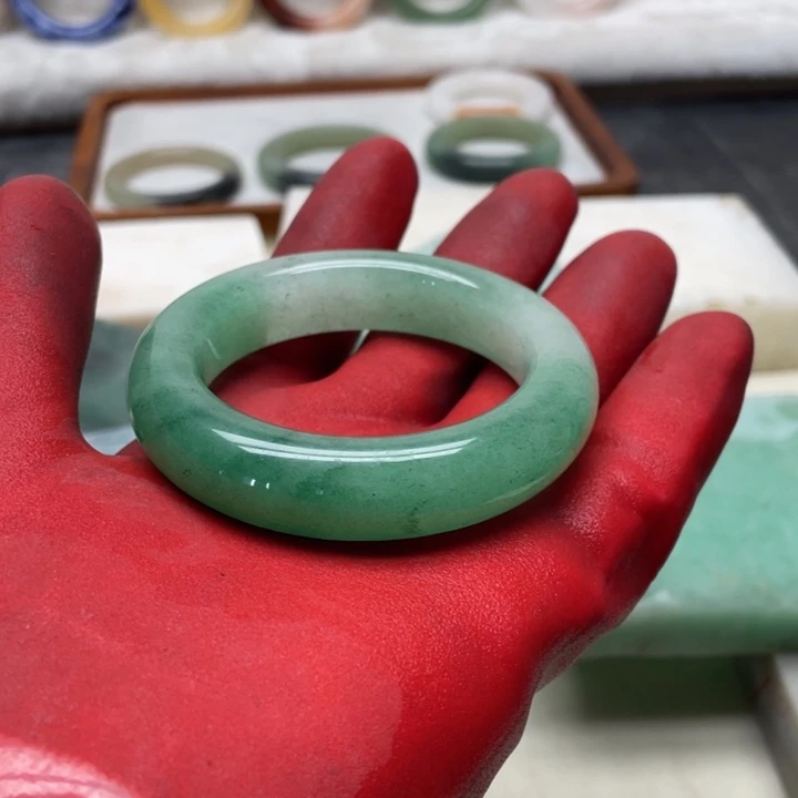 焰***姬石英质玉未镶嵌定制