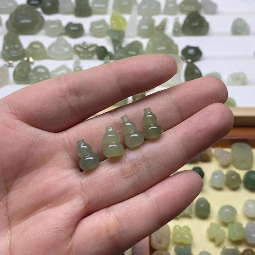 和田玉未镶嵌颈饰听*?