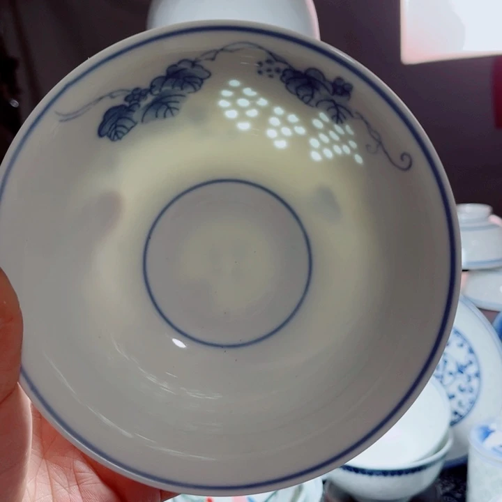 青花玲珑6寸面碗葡萄
