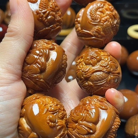 老***，手串/手链橄榄核龙财