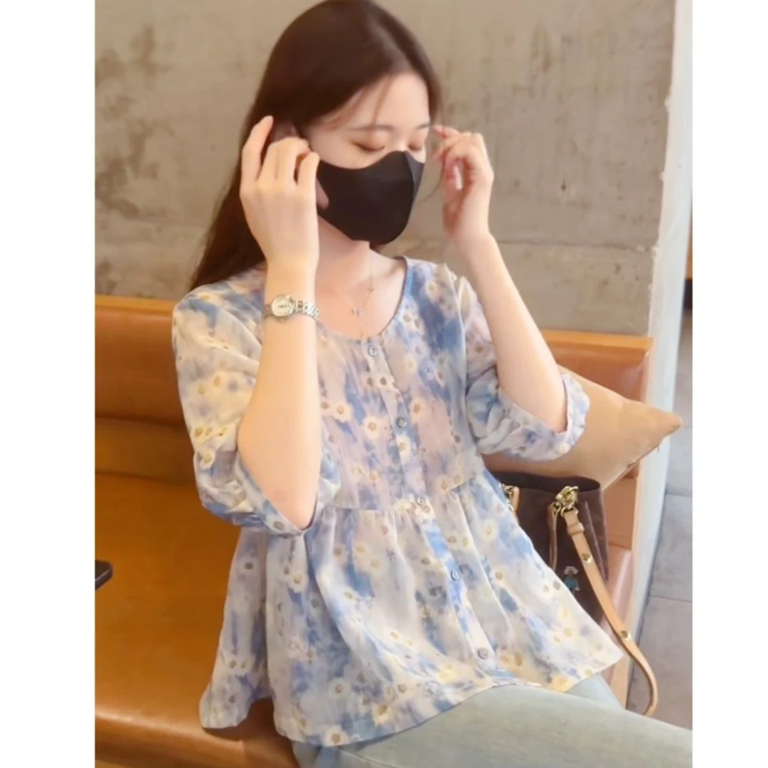 复古碎花短袖衬衫女2025夏季新款圆领荷叶边娃娃衫