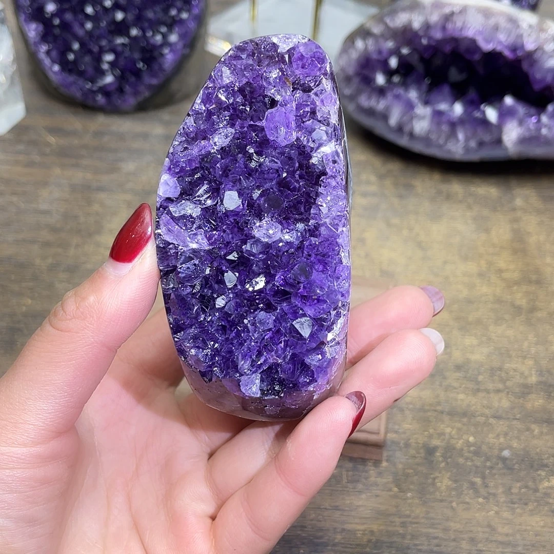 大型摆件（非配饰）紫晶未镶嵌