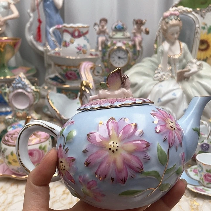 杯碟陶瓷摆件陶瓷