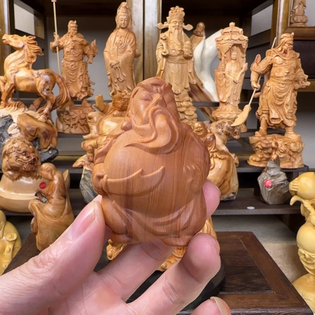 崖柏小木匠艺雕一物一拍