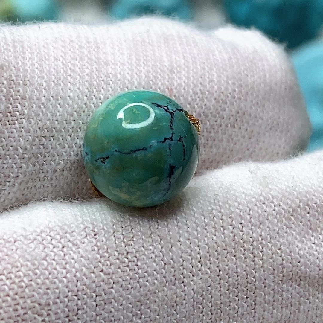 绿松石未镶嵌天然原矿 地大质检9.9mm