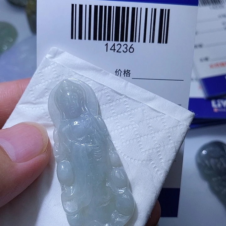 翡翠未镶嵌颈饰天光墟翡翠市场现金代购